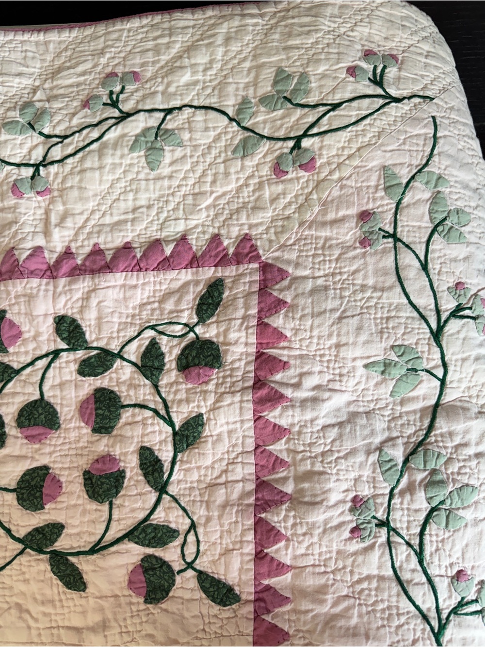 Vintage Bride’s Quilt Style Appliqué Quilt Pastel Cottagecore Floral Coverlet - Picture 9 of 15